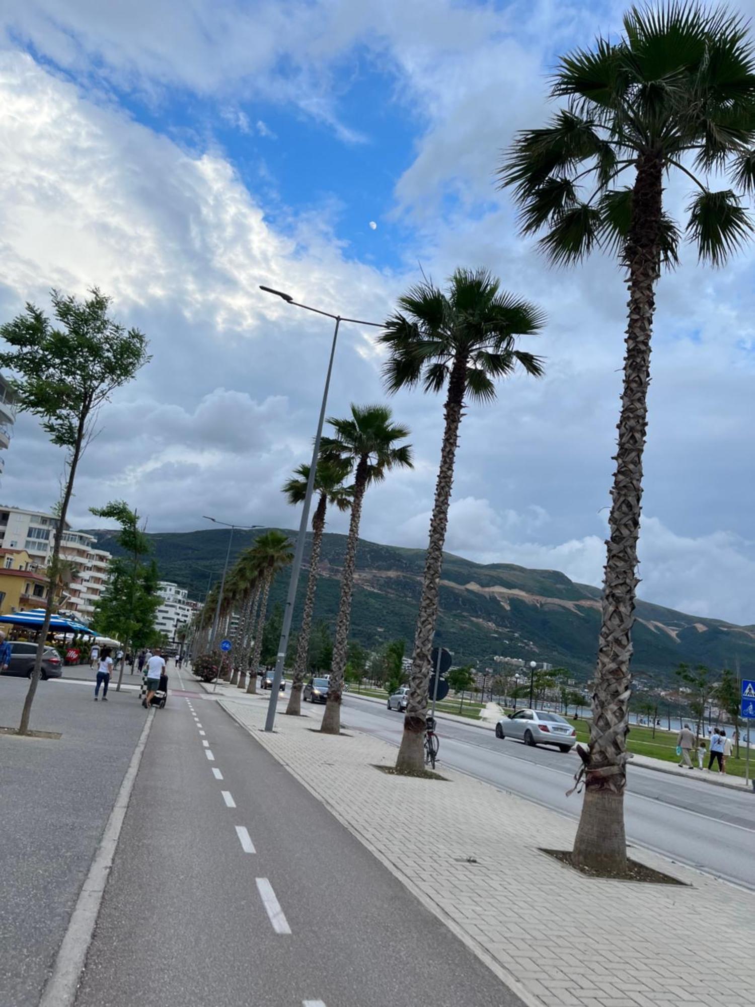 Sea View Apartment Vlore Ngoại thất bức ảnh