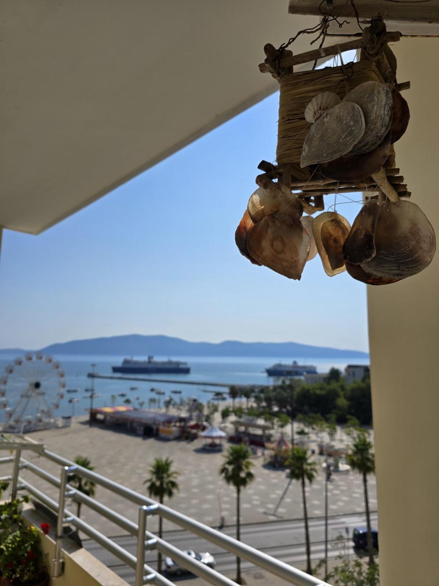 Sea View Apartment Vlore Ngoại thất bức ảnh