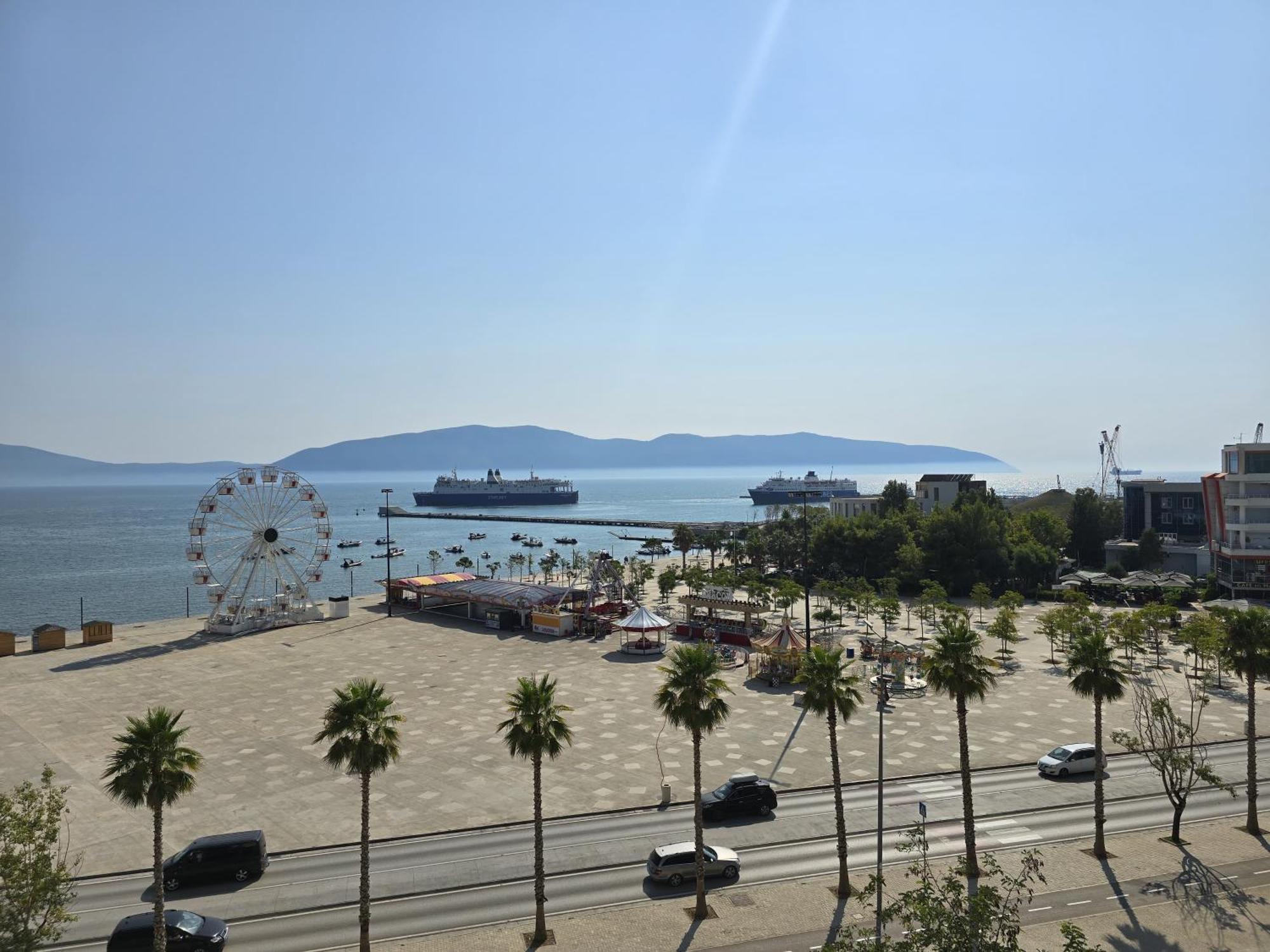 Sea View Apartment Vlore Ngoại thất bức ảnh