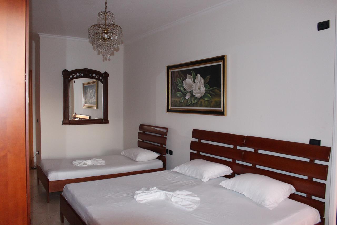 Sea View Apartment Vlore Ngoại thất bức ảnh